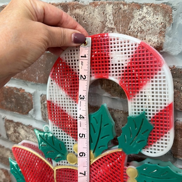 Vintage Candy Cane & Holly Christmas Light Hanging - Picture 8 of 9